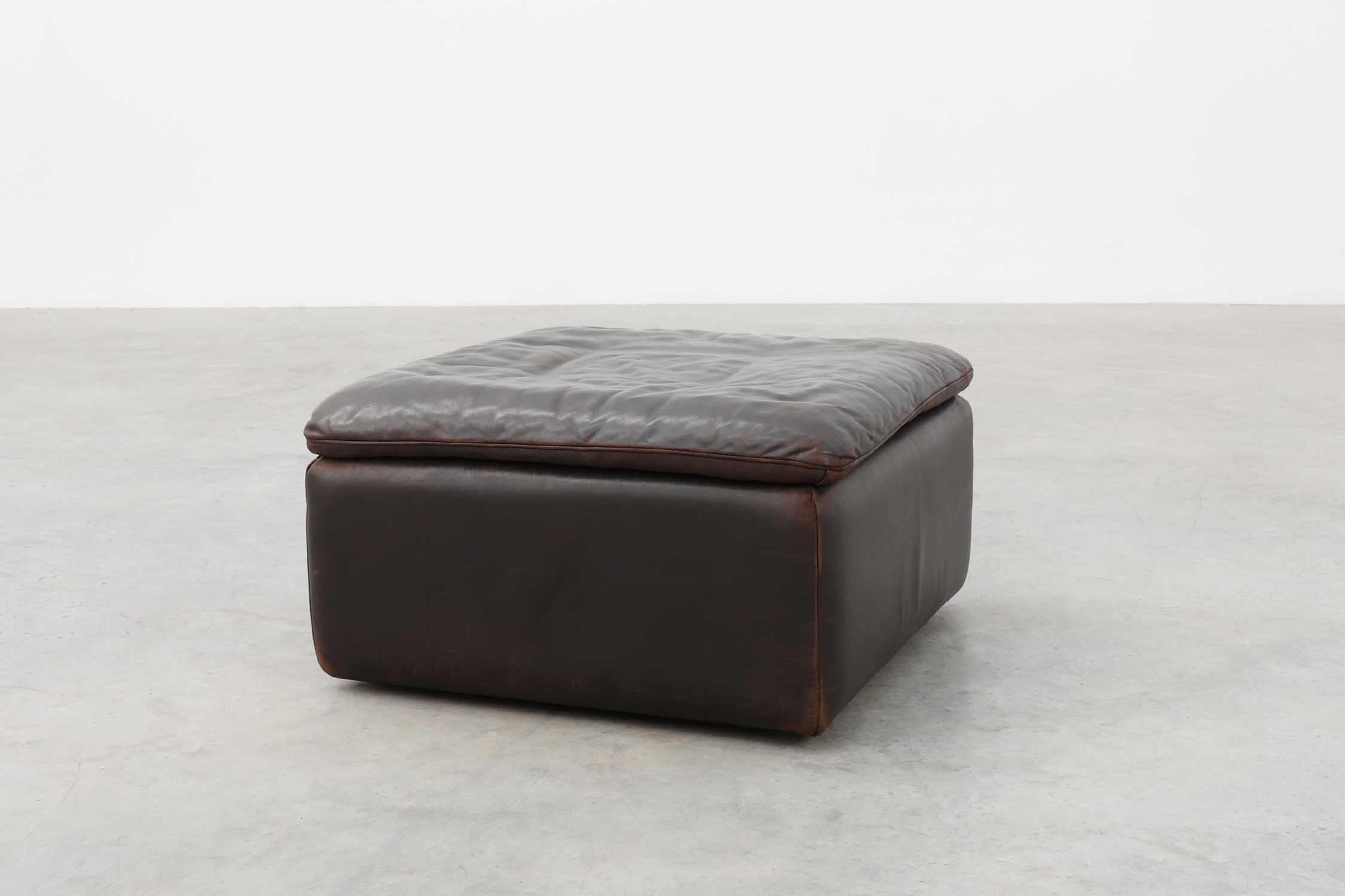 Mid-century De Sede DS‑11 Ottoman in Brown Leather, Switzerland 1960sthumbnail